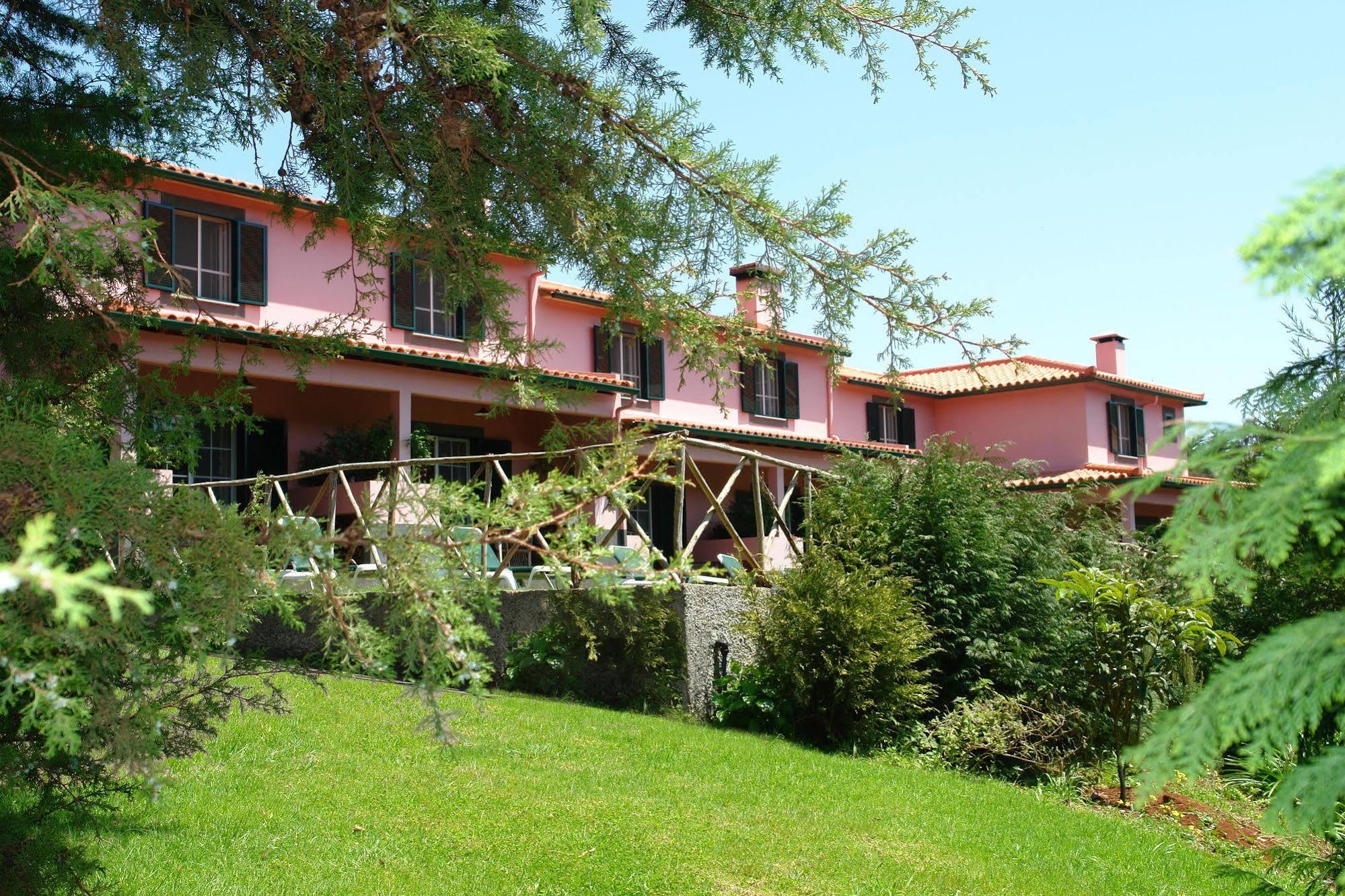 Quinta Santo Antonio Da Serra Aparthotel Exterior photo